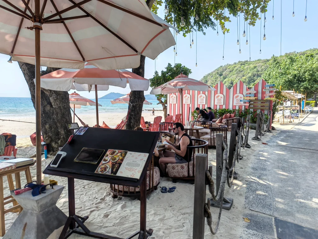 Buzz Coco at Ao Phrao Koh Samet Buzz Coco at Ao Phrao Koh Samet